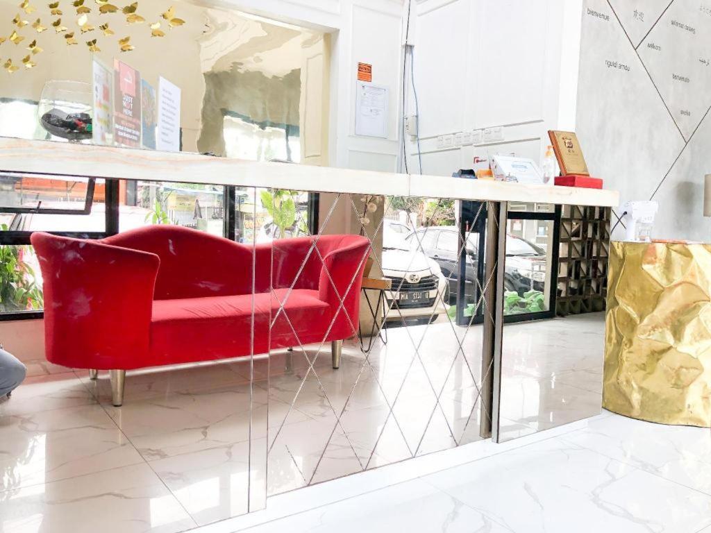 Collection O 31 The Batik Bed And Coffee Bandung Exterior foto