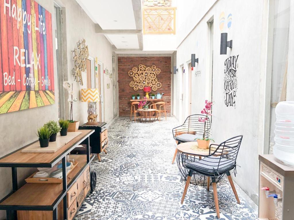Collection O 31 The Batik Bed And Coffee Bandung Exterior foto