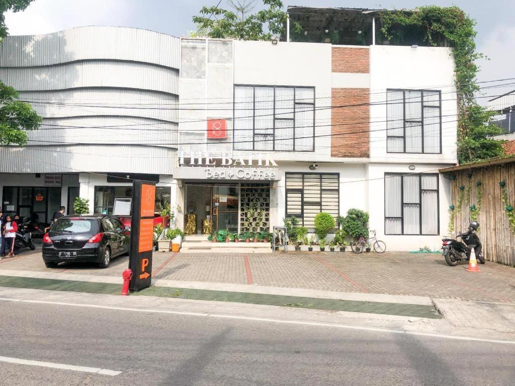 Collection O 31 The Batik Bed And Coffee Bandung Exterior foto